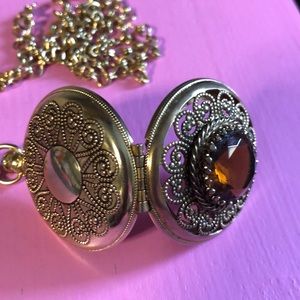 Vintage LOCKET